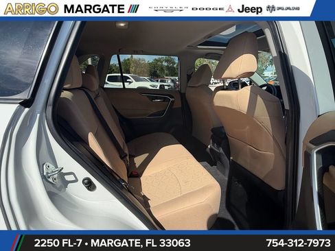 Used 2024 Toyota RAV4 XLE w/ Convenience Package AWD/4WD image 17