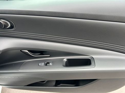 New 2026 Hyundai Elantra SEL Sport Premium FWD image 15