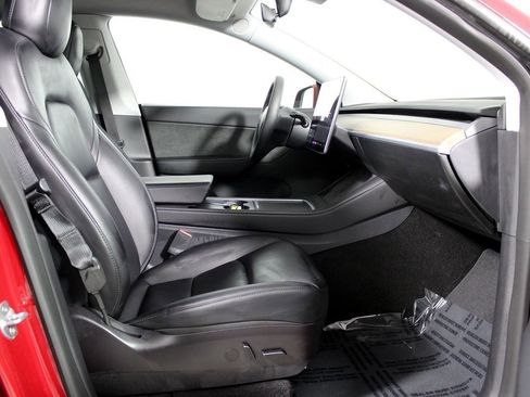 Used 2021 Tesla Model Y Long Range image 16