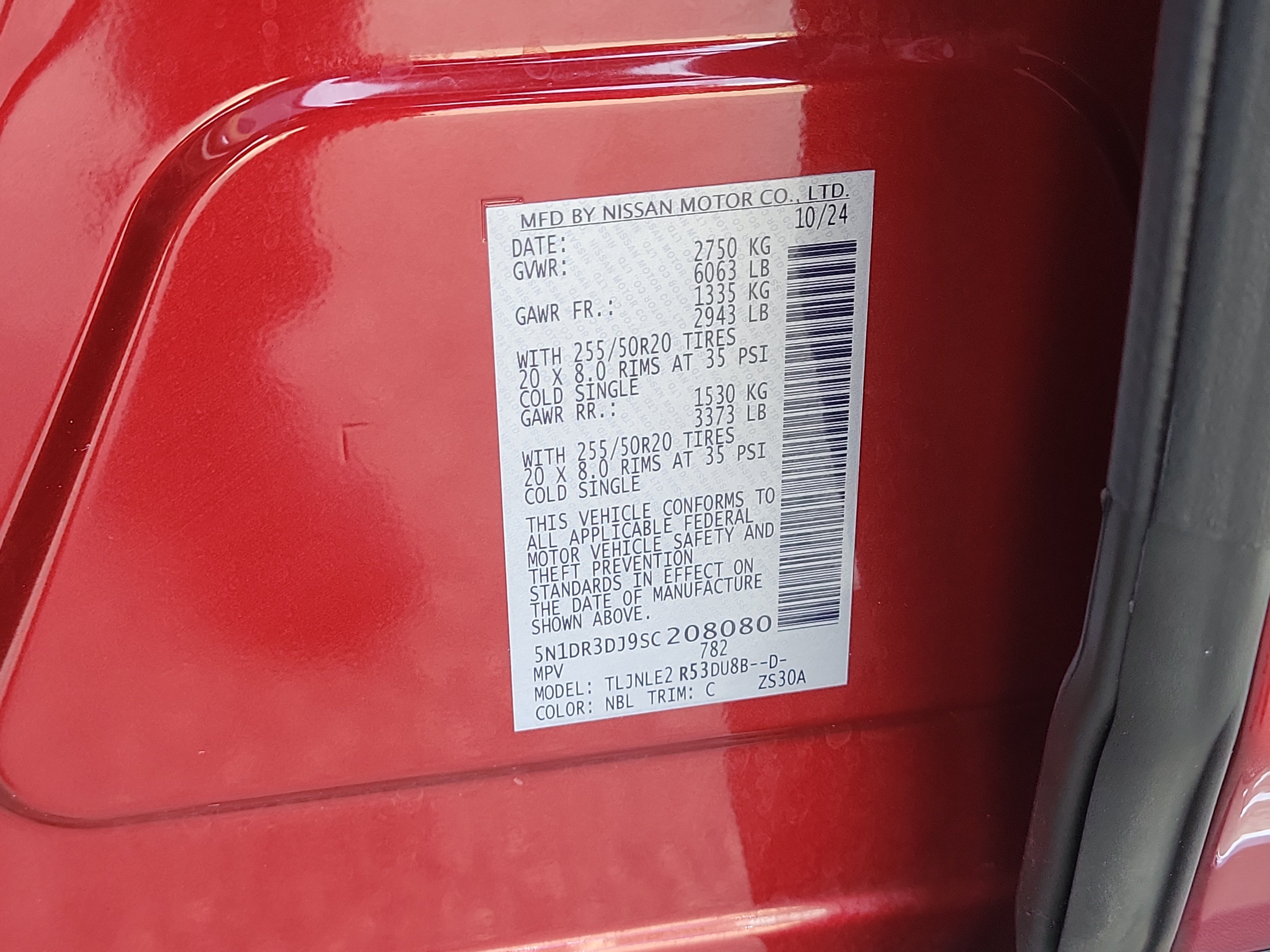 Certified 2025 Nissan Pathfinder Platinum w/ Cargo Package AWD/4WD image 34
