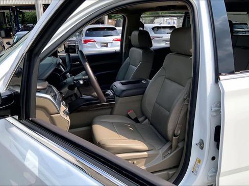 Used 2015 Chevrolet Tahoe LT w/ Max Trailering Package RWD image 8