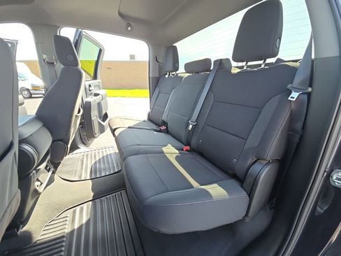 Used 2024 Chevrolet Silverado 2500 Custom w/ Custom Value Package AWD/4WD image 27