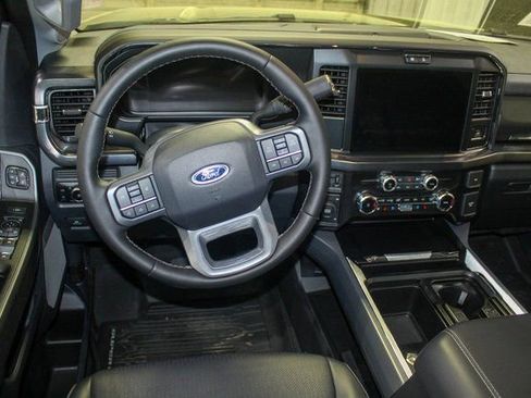 Used 2025 Ford F350 Lariat w/ Black Appearance Package image 11