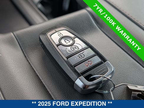 Certified 2025 Ford Expedition Active RWD image 39