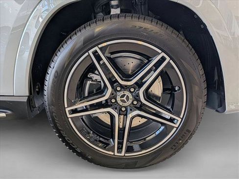 New 2026 Mercedes-Benz GLS 450 4MATIC image 8