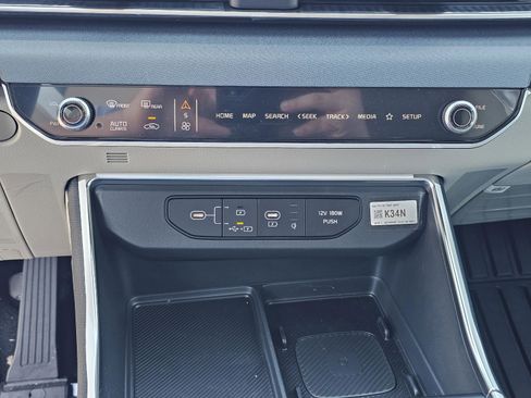 New 2026 Kia Carnival EX FWD image 27