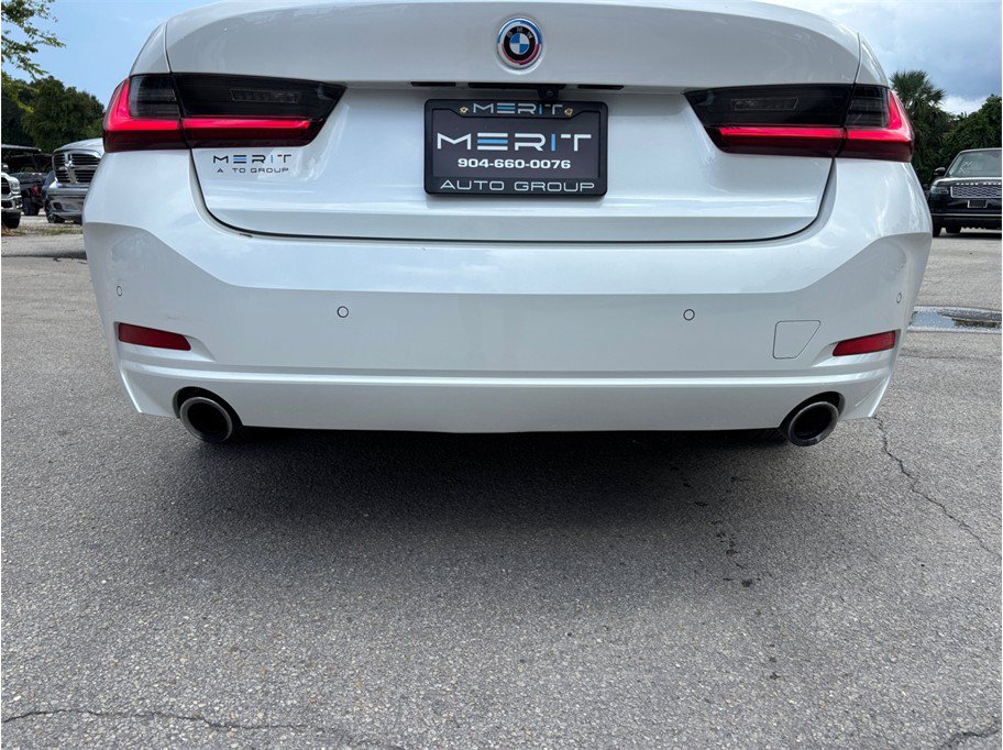 Used 2024 BMW 330i xDrive Sedan w/ Convenience Package AWD/4WD image 15