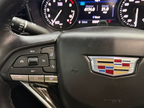 Used 2022 Cadillac XT6 Premium Luxury w/ Technology Package AWD/4WD image 22