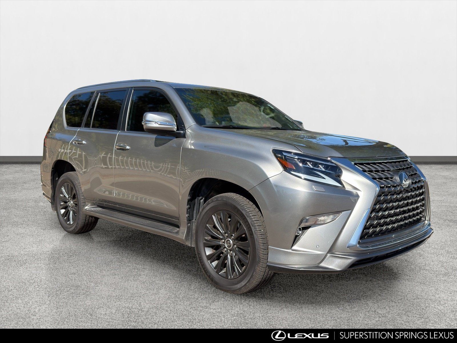Used 2023 Lexus GX 460 Premium w/ Accessory Package AWD/4WD image 2