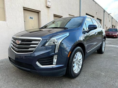 Used 2018 Cadillac XT5 FWD image 2