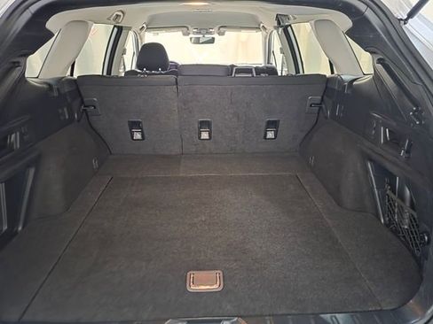 Used 2022 Subaru Outback Premium image 40