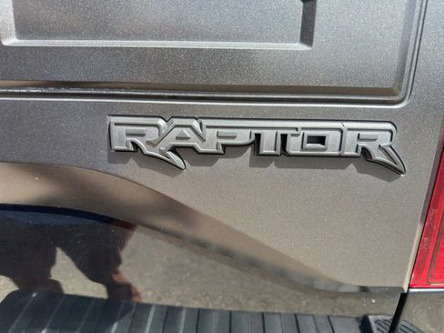 Used 2018 Ford F150 Raptor w/ Equipment Group 802A Luxury AWD/4WD image 35