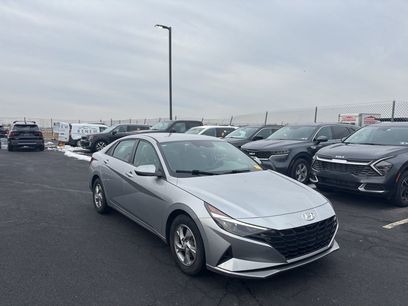 Used 2021 Hyundai Elantra SE