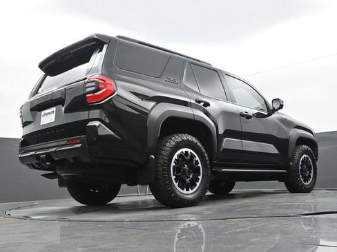 Used 2025 Toyota 4Runner TRD Off-Road Premium AWD/4WD image 27