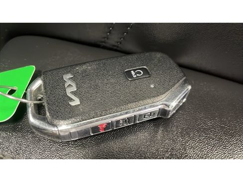 Used 2023 Kia Sorento SX AWD/4WD image 21