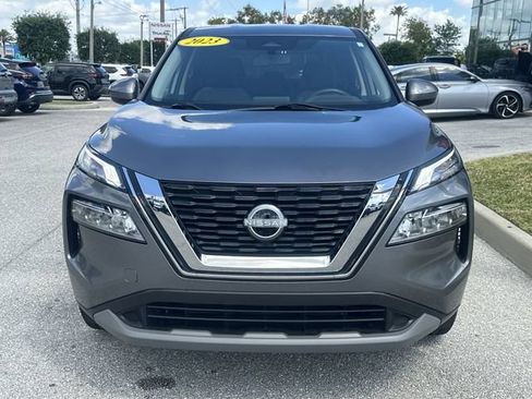 Used 2023 Nissan Rogue SV FWD image 4