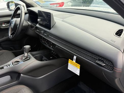 Used 2026 Honda HR-V Sport image 18