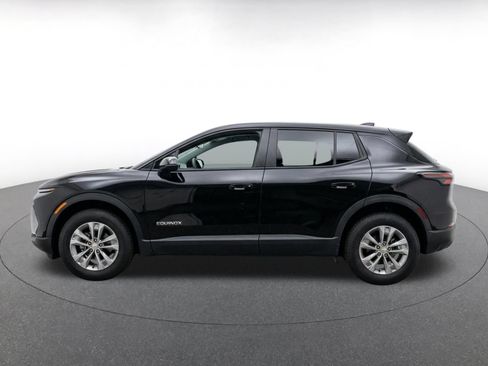 Used 2025 Chevrolet Equinox LT FWD image 4