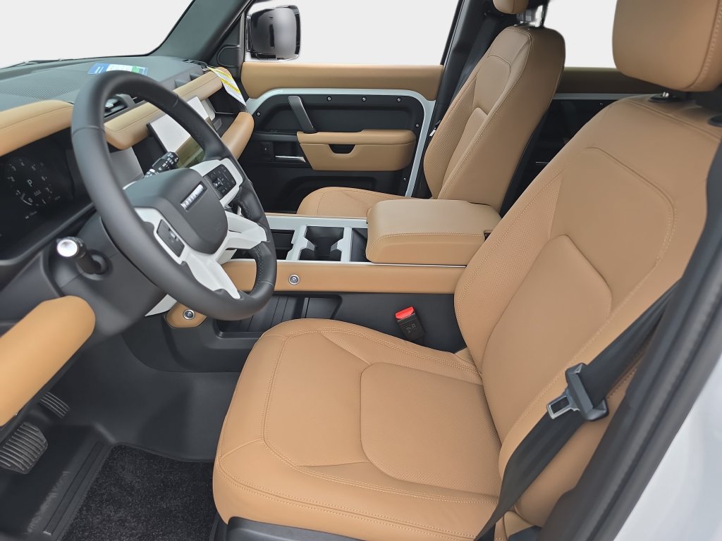 New 2026 Land Rover Defender 110 X-Dynamic SE AWD/4WD image 15