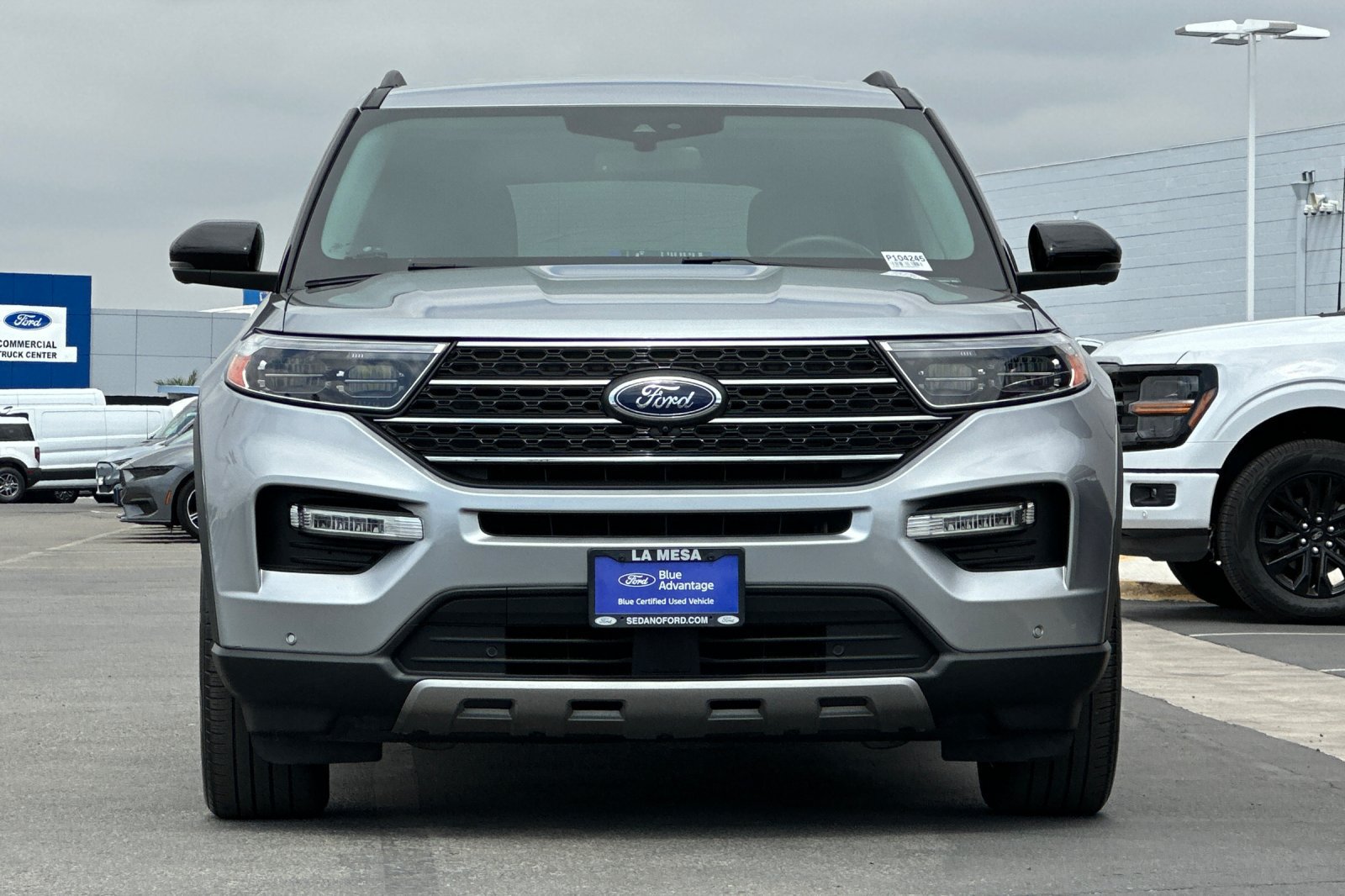 Used 2022 Ford Explorer XLT w/ Equipment Group 202A RWD image 8