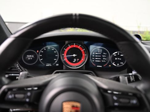 Used 2021 Porsche 911 Carrera S image 25