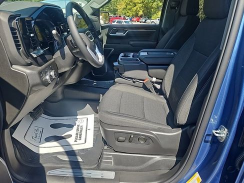 New 2026 GMC Sierra 1500 Elevation w/ LPO, Elevation Black Package image 10