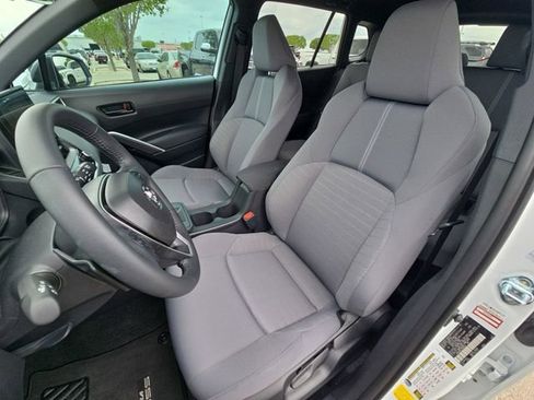 Used 2026 Toyota Corolla Cross AWD Hybrid image 15