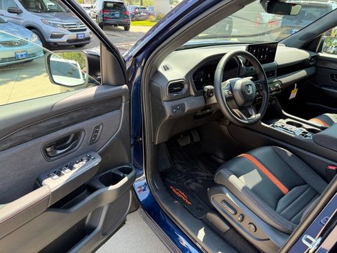 Certified 2026 Honda Passport TrailSport image 13