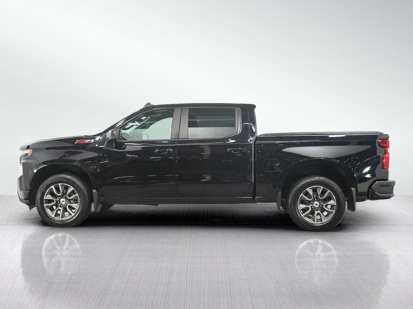 Used 2021 Chevrolet Silverado 1500 RST w/ All Star Edition Plus AWD/4WD image 2