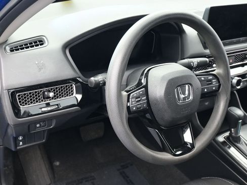 Used 2023 Honda Civic LX image 14