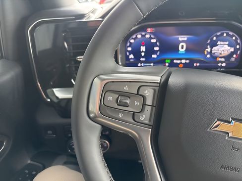 New 2025 Chevrolet Silverado 1500 LT AWD/4WD image 11