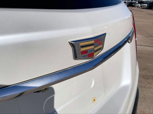 Used 2017 Cadillac XT5 FWD image 30