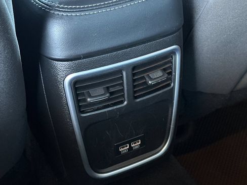 Used 2022 Dodge Charger SXT RWD image 20