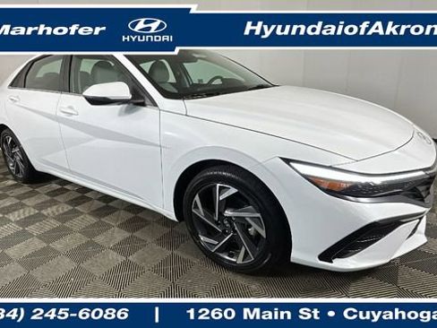 Used 2025 Hyundai Elantra Limited FWD image 1