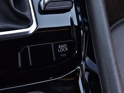 Used 2025 Jeep Compass Limited AWD/4WD image 18