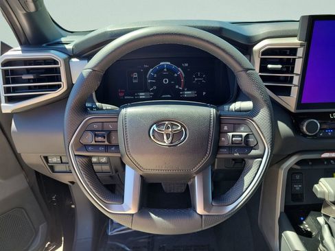Used 2025 Toyota Tundra Limited image 15