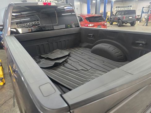 Used 2021 Ford F250 Lariat image 18