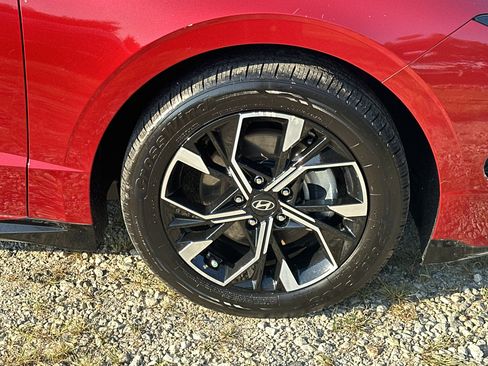 Used 2025 Hyundai Sonata SEL FWD image 12