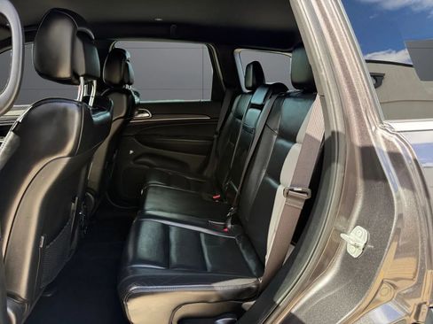 Used 2019 Jeep Grand Cherokee Limited AWD/4WD image 20