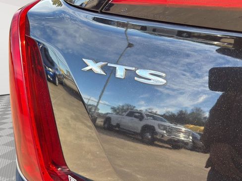 Used 2018 Cadillac XTS Luxury w/ Driver Awareness Package image 10
