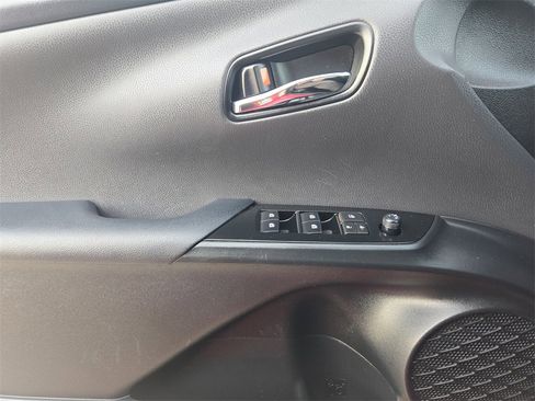 Used 2018 Toyota Prius Four Touring image 25