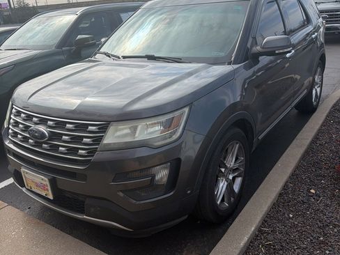 Used 2016 Ford Explorer Limited w/ Equipment Group 301A image 2