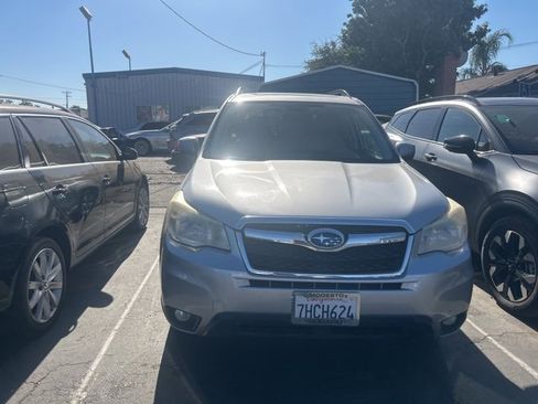 Used 2015 Subaru Forester 2.5i Limited image 3
