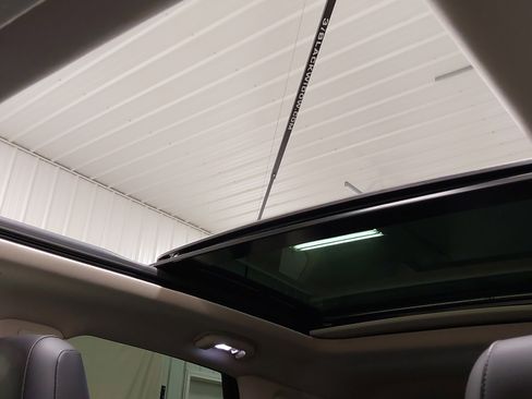 Used 2019 Cadillac XT5 Luxury AWD/4WD image 36