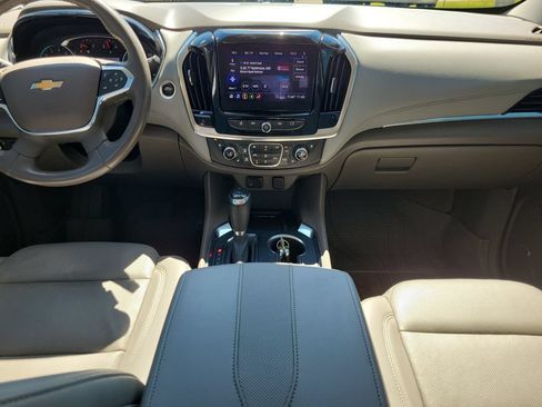 Used 2020 Chevrolet Traverse Premier w/ LPO, Floor Liner Package FWD image 15
