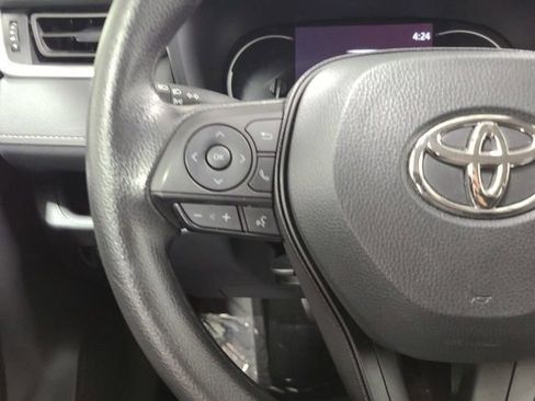 Used 2023 Toyota RAV4 XLE FWD image 25