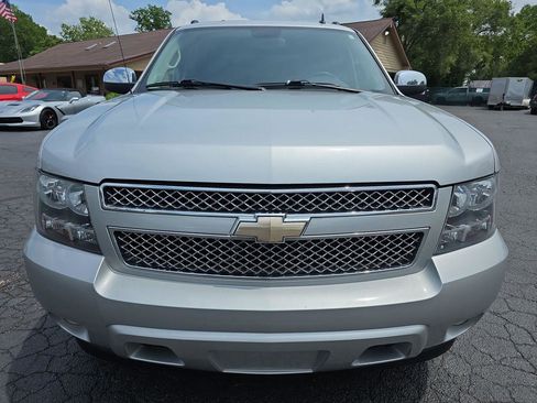 Used 2010 Chevrolet Avalanche LTZ AWD/4WD image 12