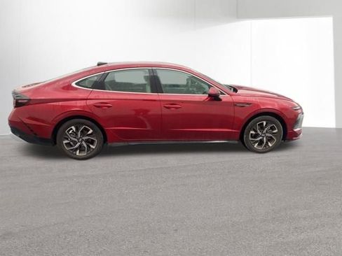 Used 2024 Hyundai Sonata SEL FWD image 9