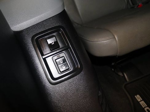 Used 2020 Toyota Sequoia Platinum image 74