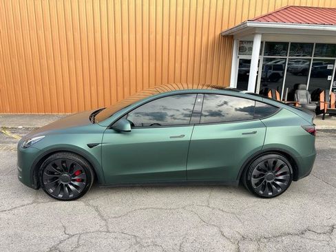Used 2021 Tesla Model Y Performance AWD/4WD image 7